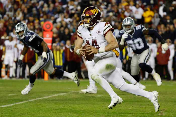 Washington Commanders quarterback Sam Howell (14)